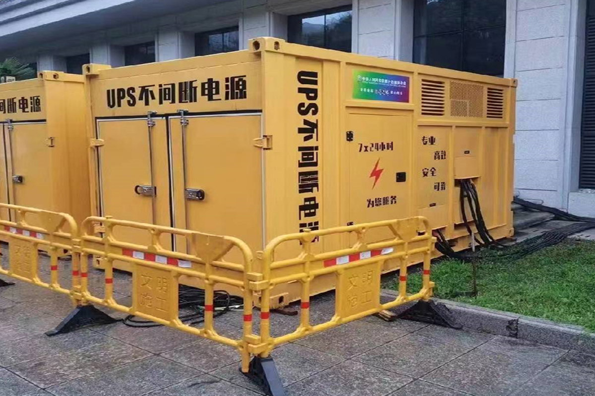 金寨发电机租赁施工现场